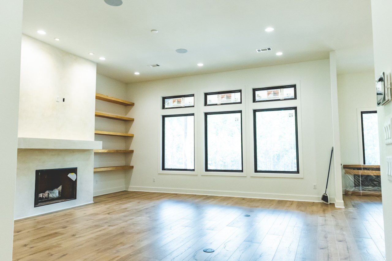 117 Bear Den Court — architectural detail