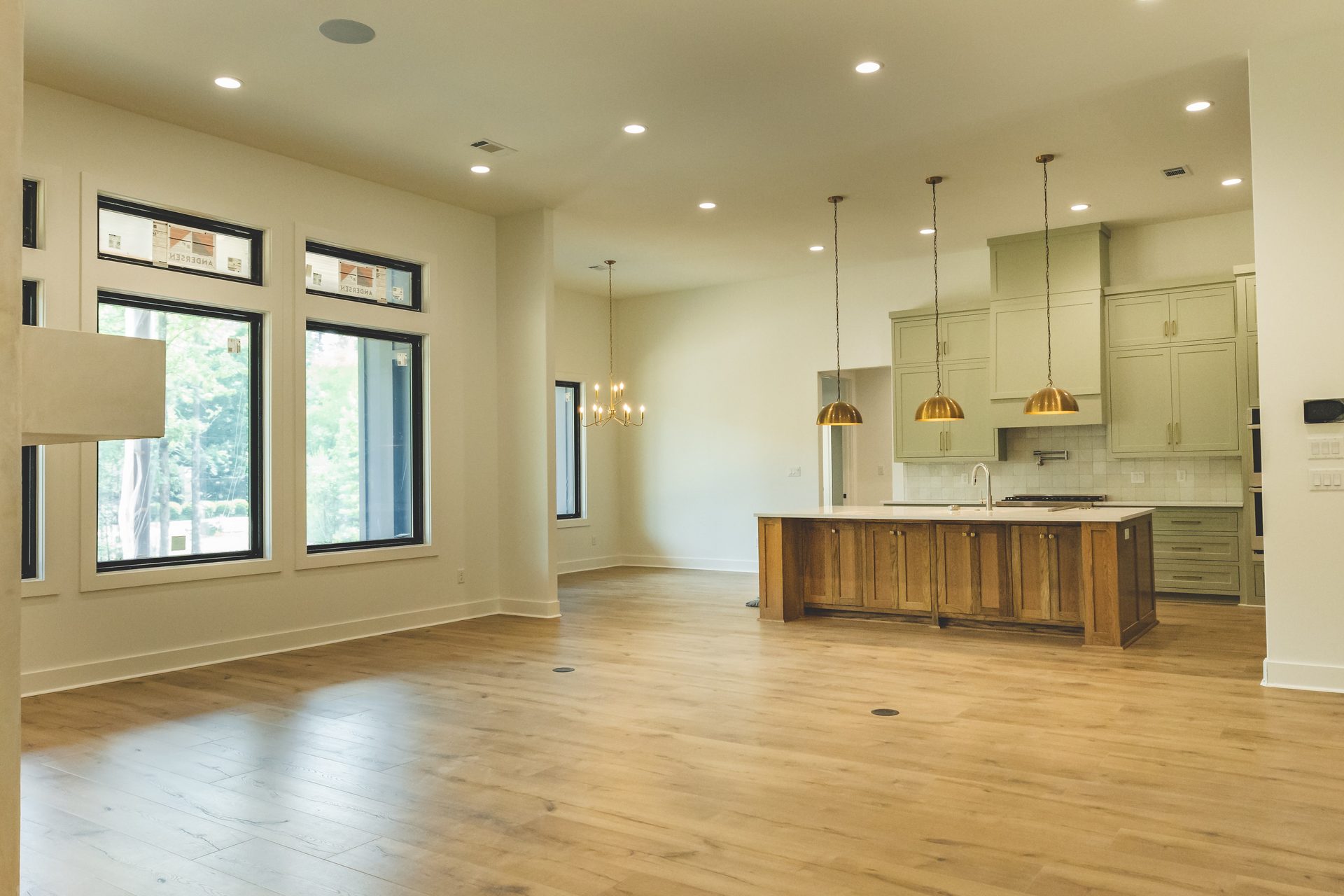 117 Bear Den Court — detail finish work