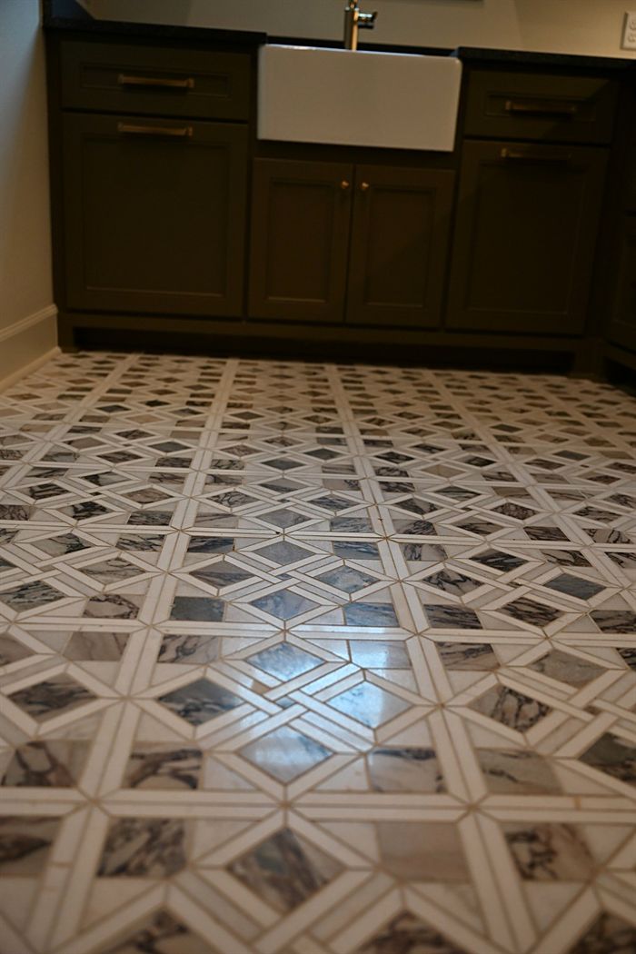 217 Abington Circle &mdash; Mosaic marble floor inlay detail